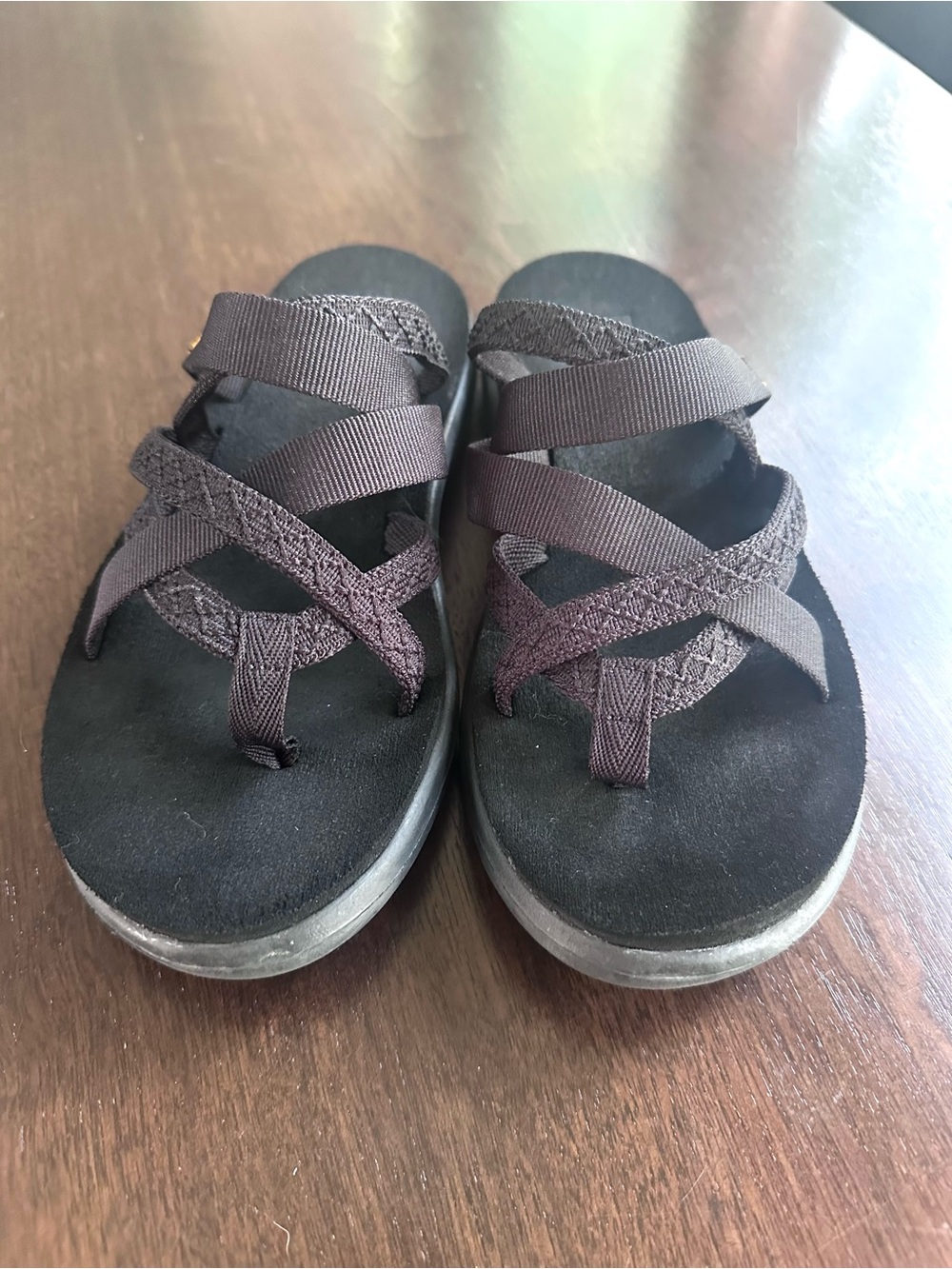 Teva Black Strappy Slide Flip Flop Sandals 8 EUC - Picture 2 of 6